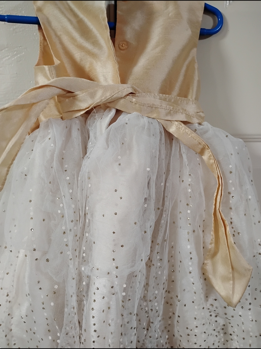 Holiday Editions Gold and White Sparkle Dress Size 3t - Picture 6 of 8